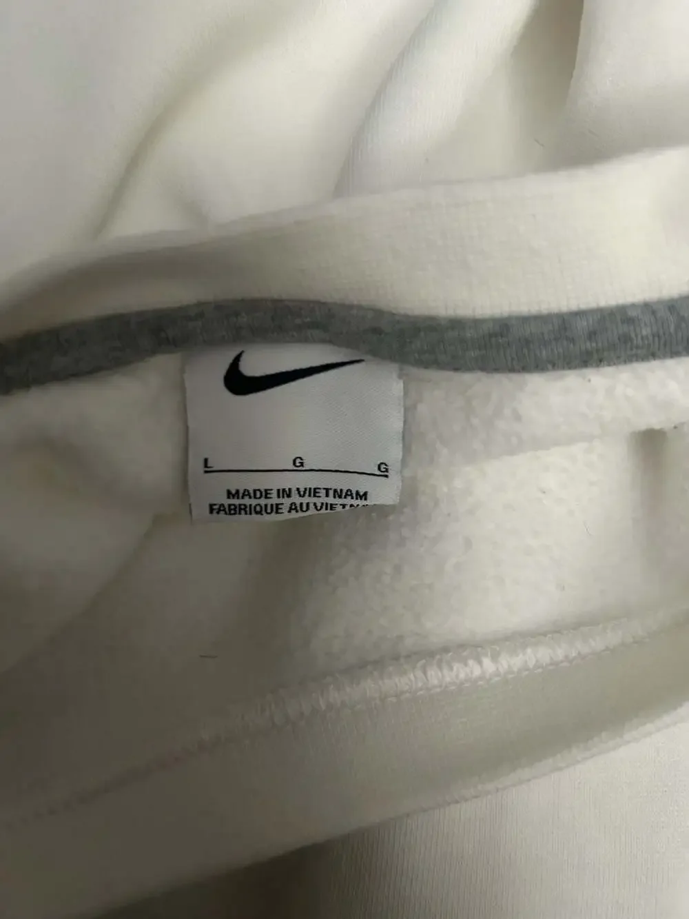 Nike Caitlin Clark 'This Was Never A Long Shot' Sweatshirt Size Large - Picture 5 of 5